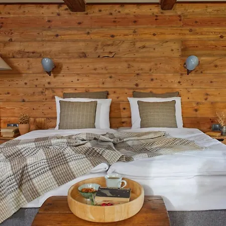 Dobre Historie * Leśna