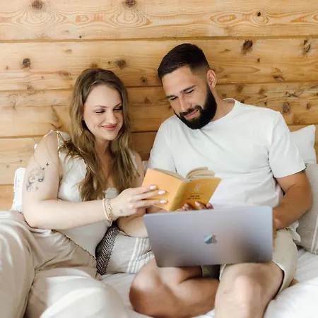 Dobre Historie Villa