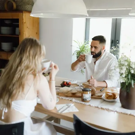 Dobre Historie Villa *